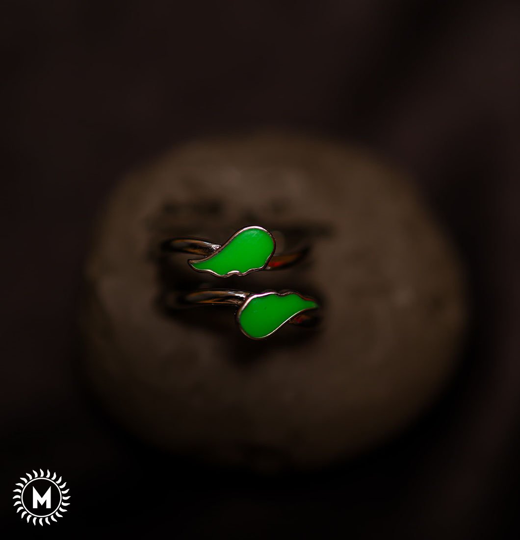 Green Half Heart Toe Ring